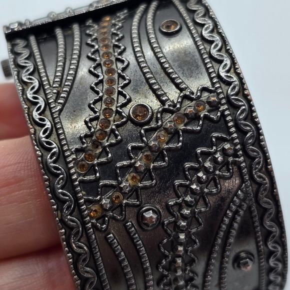 Vintage Avon Cuff Bracelet Watch Quartz Gun Metal Steampunk - Picture 5 of 12